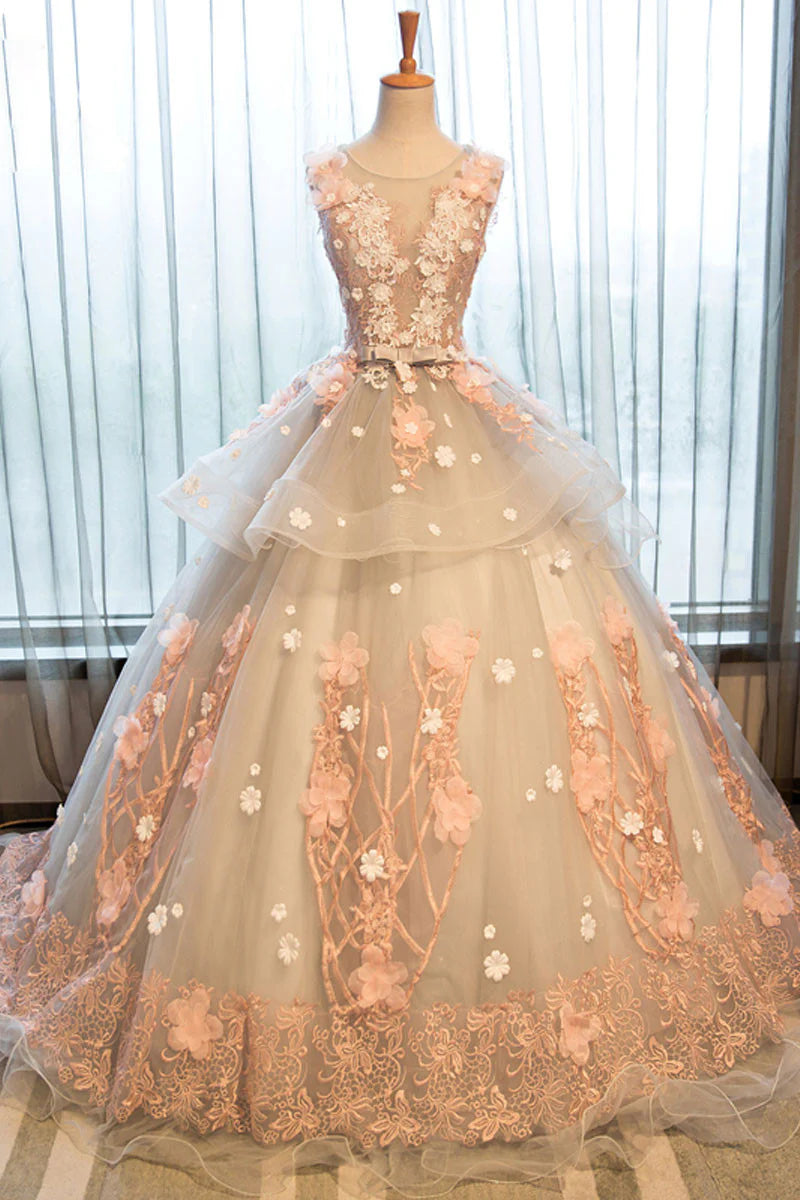 Lindo vestido de fiesta largo con apliques de encaje y cuello redondo