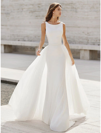 Vestidos de novia de playa con espalda descubierta, corte sirena/trompeta, escote redondo, sin mangas, cola de corte, trajes de novia de satén con apliques