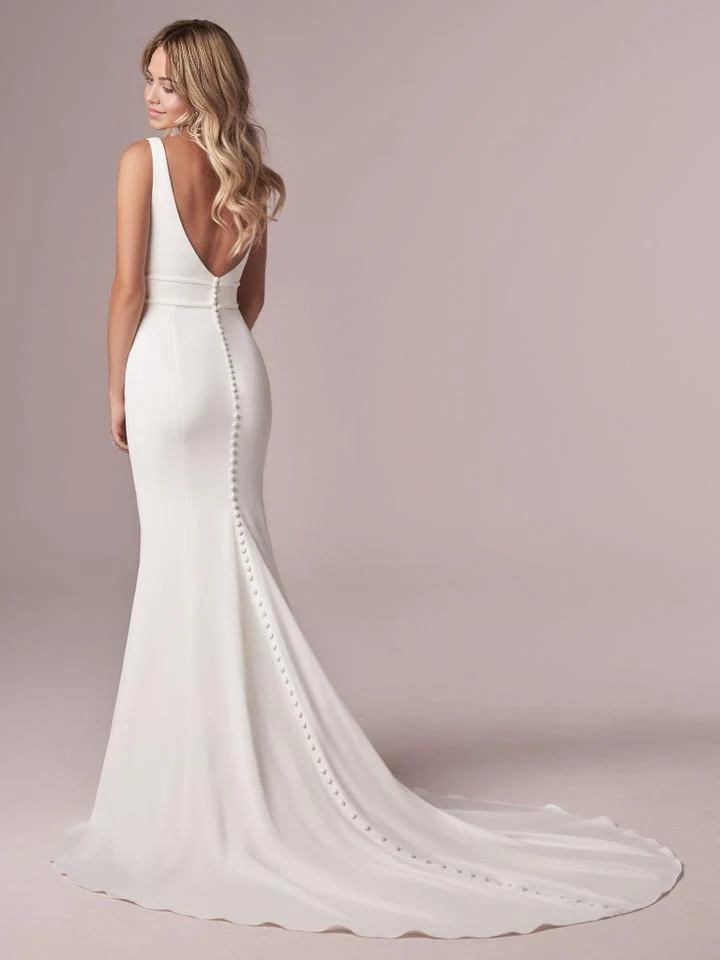 Mermaid Beach Elegant V Neck Satin Wedding Dresses