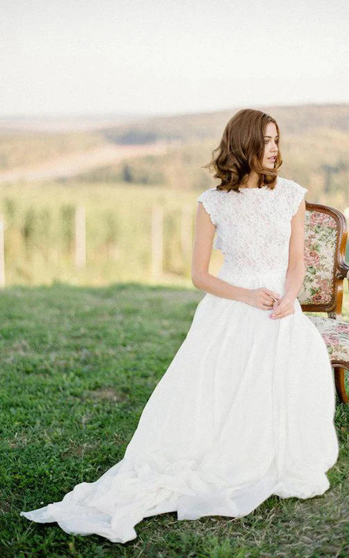 Boho Lace Floor-Length Cap Dress Wedding Dresses With Keyhole Back