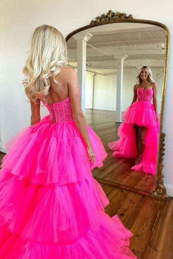 Vestido de noche de fiesta con escote corazón, color rosa intenso, de capas altas y bajas