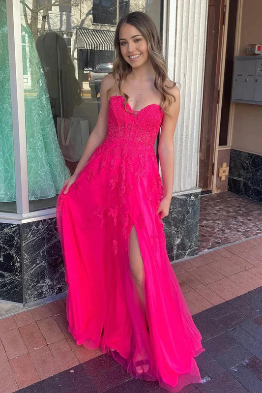 A-Linie, trägerlos, langes Ballkleid mit Blumenapplikationen