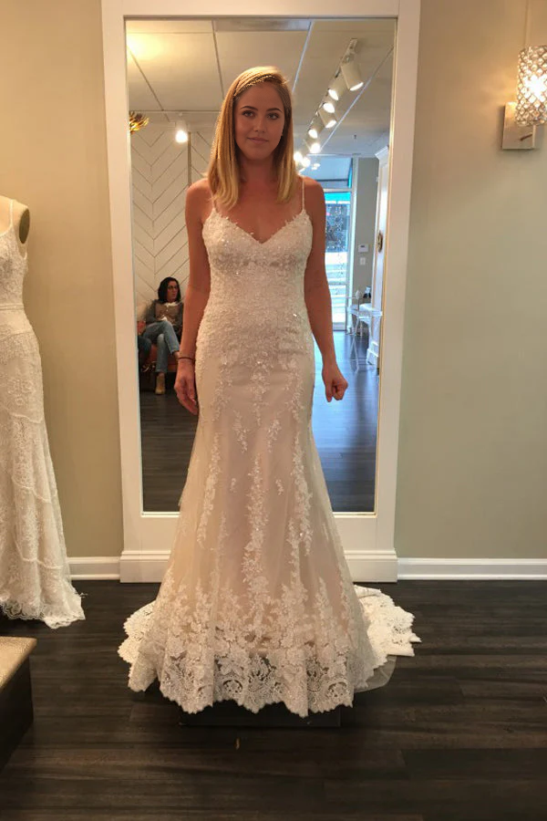 Beach Sweetheart Spaghetti Sweep Train Lace Up Appliques Wedding Dresses