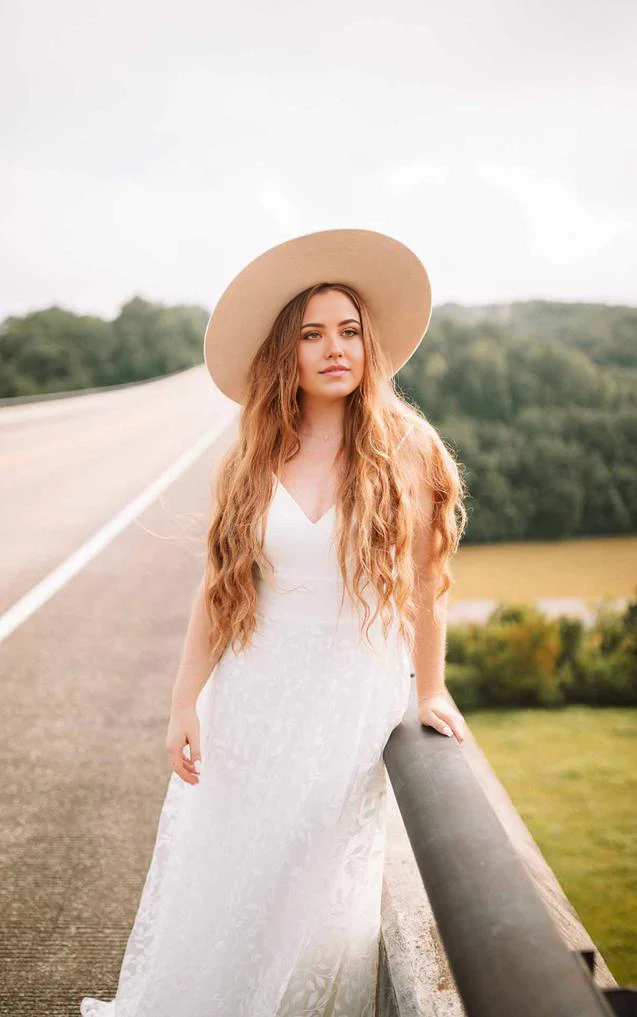 Beach Spaghetti Straps V Neck Tulle Beautiful Bridal Dresses Wedding Dresses