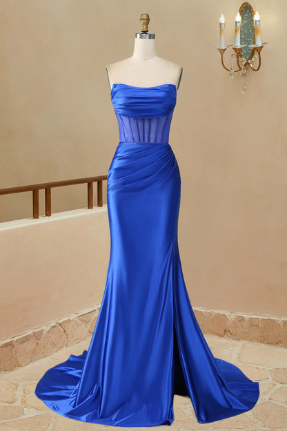 Vestido de fiesta largo sin tirantes de satén con abertura