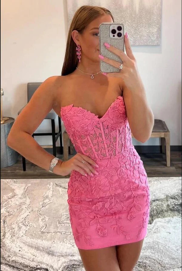 Sheath Tight Short Homecoming Dress with Appliques