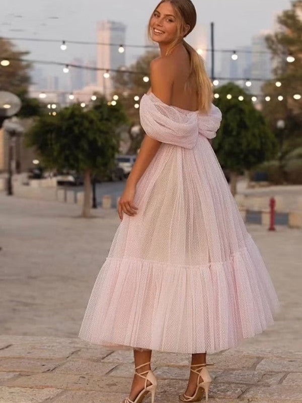 A-Line/Princess Tulle Ruffles Off-the-Shoulder Sleeveless Tea-Length Homecoming Dresses
