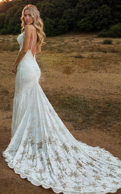 Mermaid Spaghetti V-neck Vintage Lace Flowers Sexy Backless Wedding Dress with Train