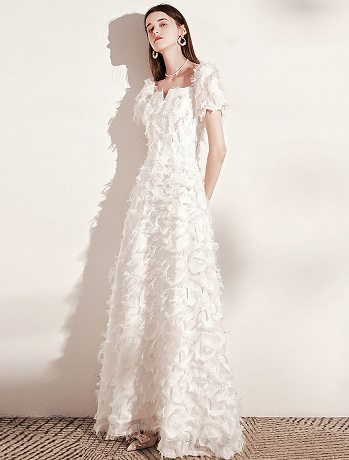 A-Line Evening Gown Minimalist Dress Wedding Guest Floor Length Short Sleeve Scoop Neck Nylon with Feather Pure Color