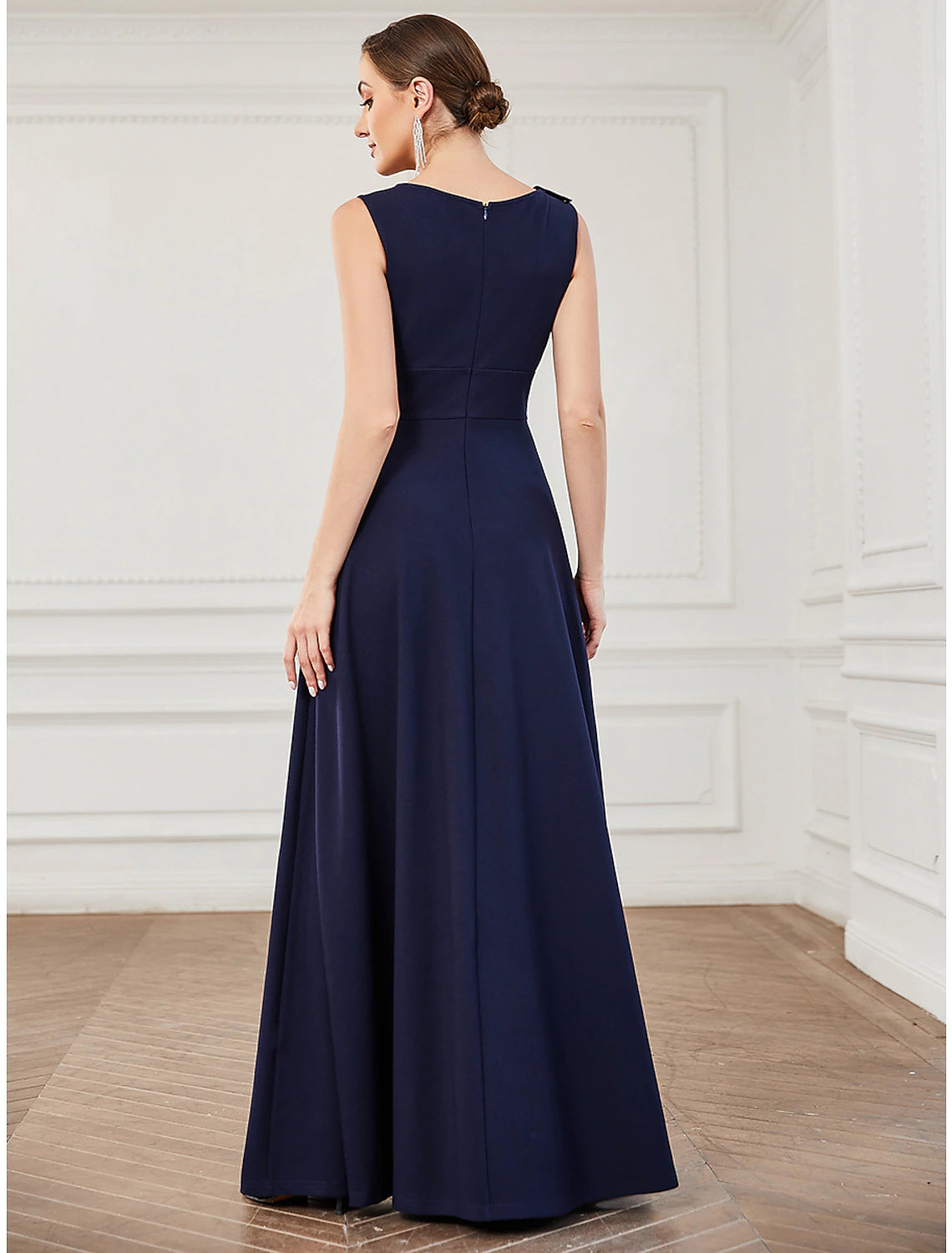 A-Line Evening Gown Plus Size Dress Formal Floor Length Sleeveless Jewel Neck Polyester with Draping Appliques Pure Color