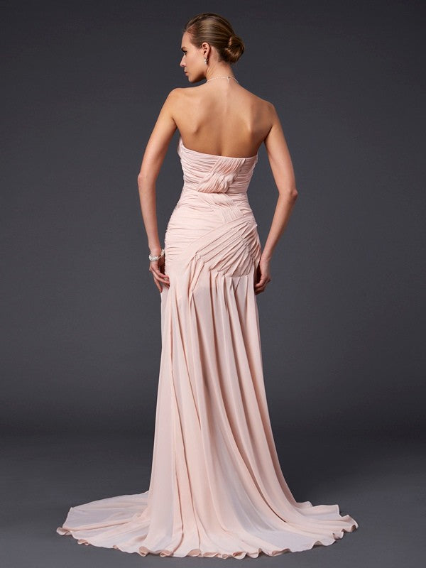 Vestidos de gasa con escote en forma de corazón, sin mangas, con cola larga y pliegues
