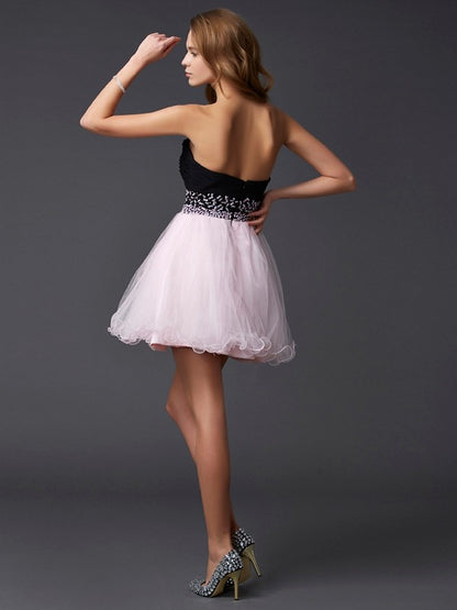 A-Line Woven Satin Sweetheart Sleeveless Short/Mini With Beading Homecoming Dresses