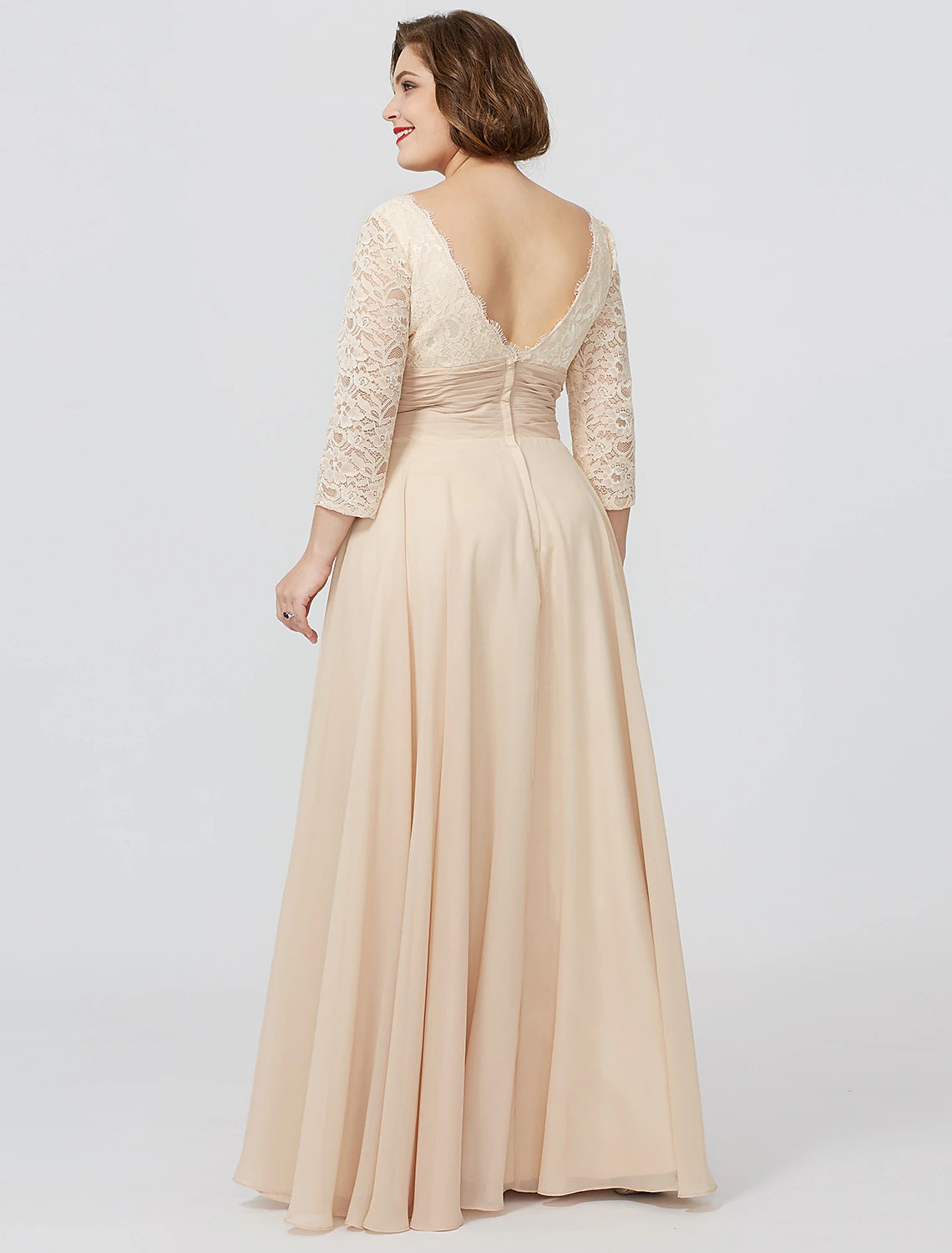 Etuikleid/Säulenkleid für die Mutter der Braut, formell, klassisch und zeitlos, elegant und luxuriös, Übergröße, quadratischer Ausschnitt, bodenlang, Chiffon, metallische Spitze, 3/4-Ärmel, nein, mit Schärpe/Blumenband