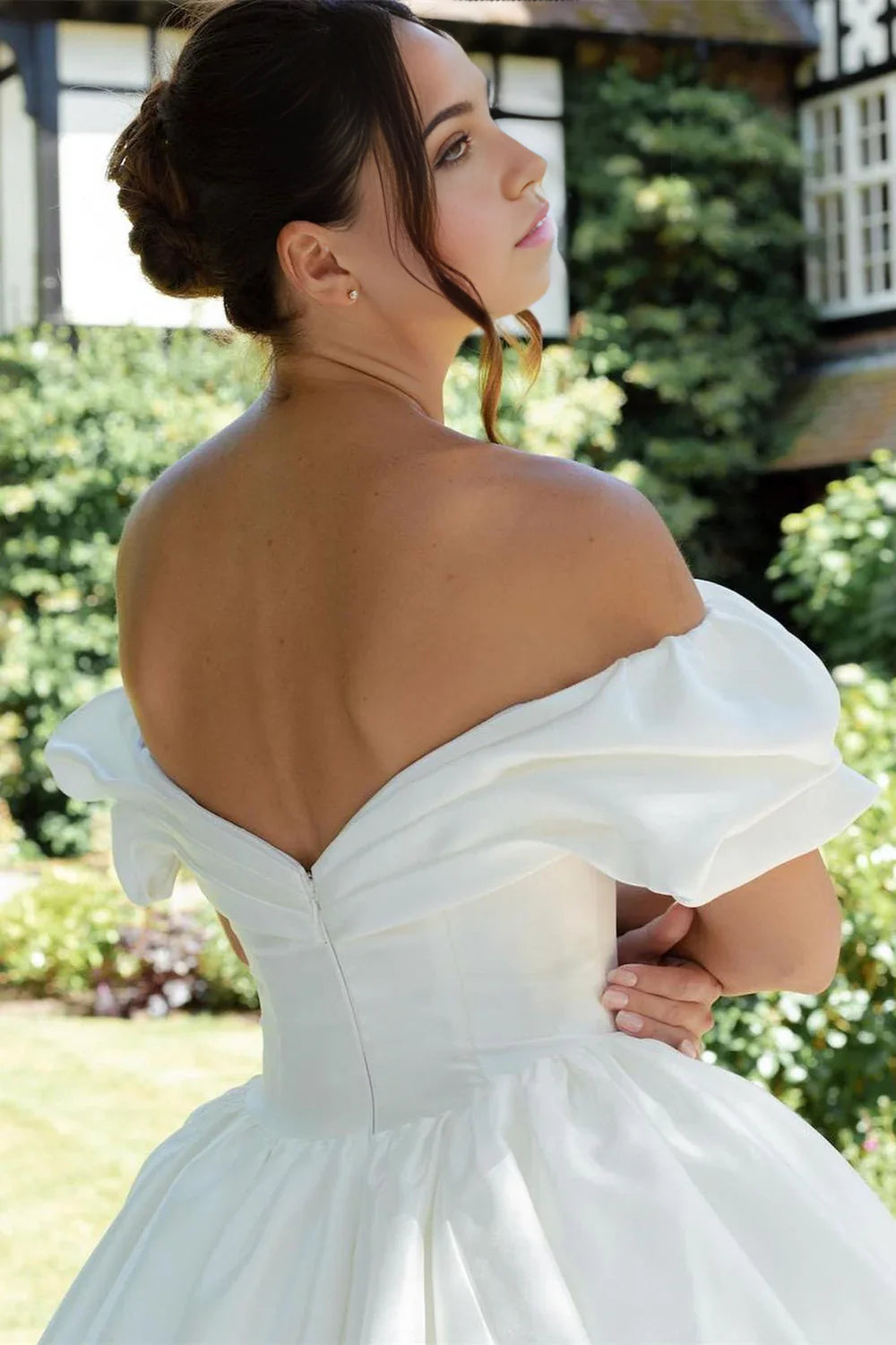 A-line Puff Off-the-Shoulder V Neck Sweeping Long Wedding Dress