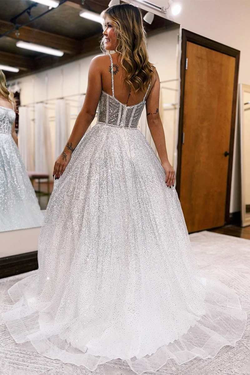 Vestido de fiesta de princesa con tirantes y lentejuelas de corte A