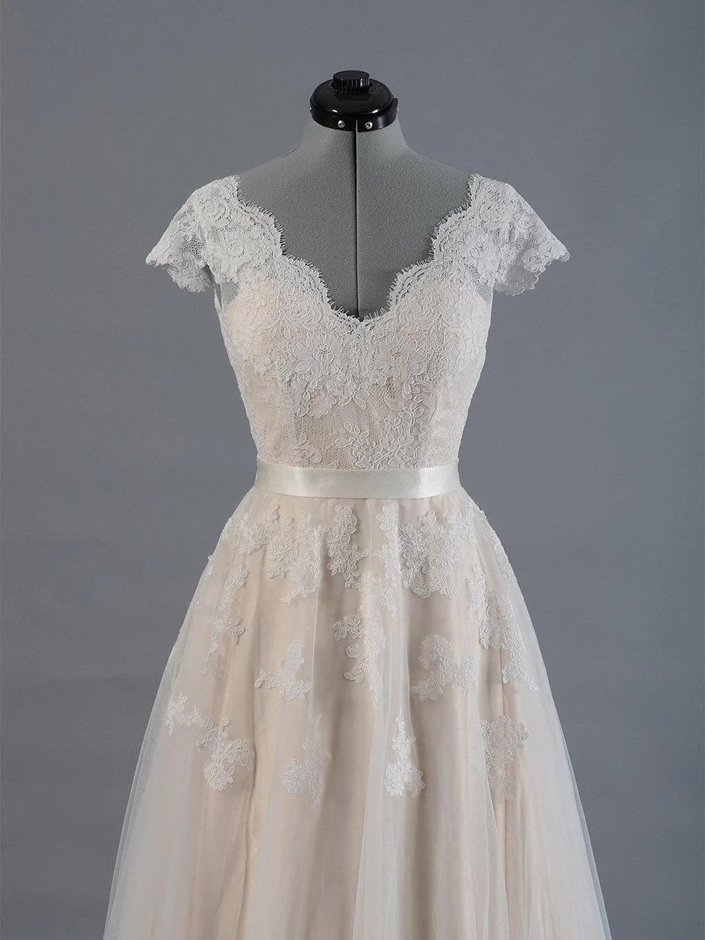 Sleeve V Neck Lace Tulle Wedding Dress