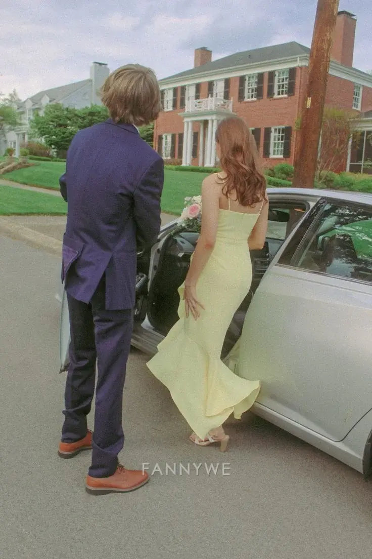 Vestido tubo con tirantes finos y volantes de satén amarillo claro, largo formal, para dama de honor, de noche, para fiesta de graduación.