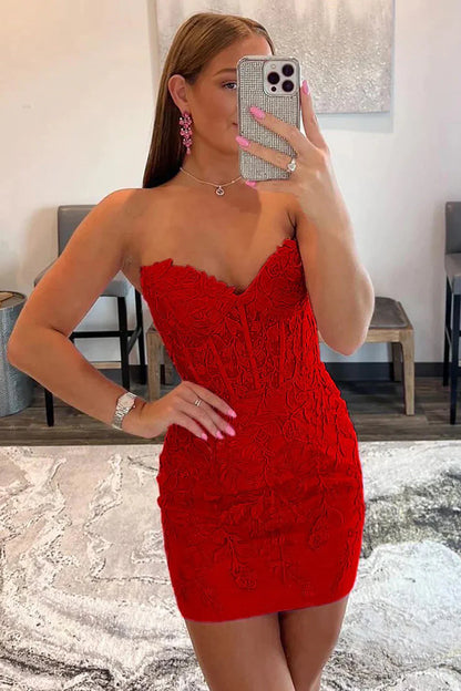 Sheath Tight Short Homecoming Dress with Appliques