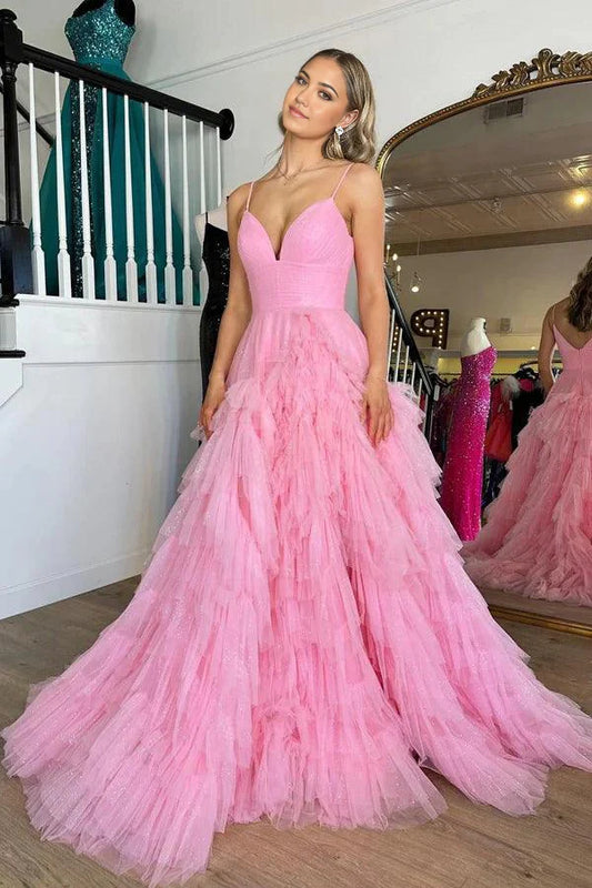 A-Linie, V-Ausschnitt, gestuftes, langes rosa Ballkleid mit Rüschen