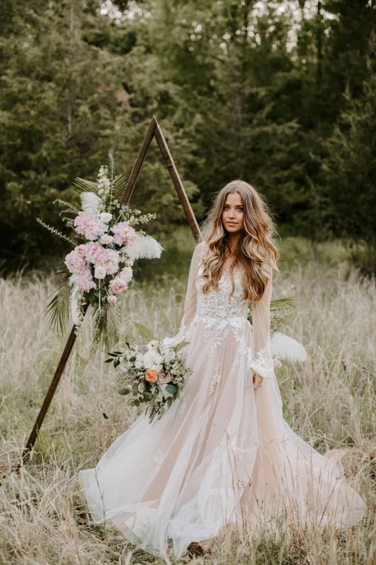 Beach A-line Princess V Neck Long Sleeves Lace Appliques Tulle Wedding Dresses