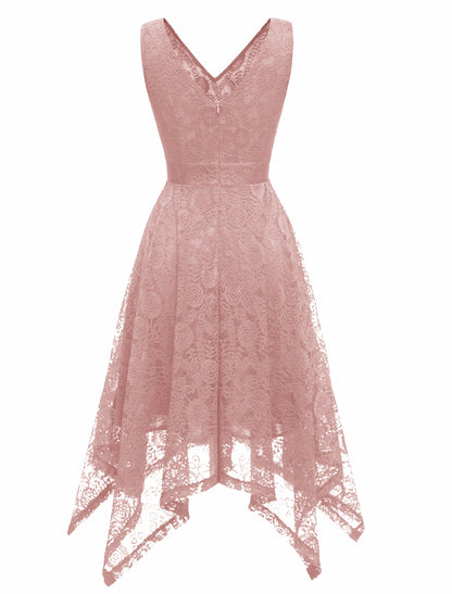 A-Line Cocktail Dresses Vintage Dress Party Wear Knee Length Sleeveless V Neck Lace with Pleats