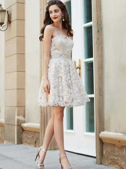 A-Line Lace Sweetheart Sleeveless Short/Mini With Rhinestone Dresses