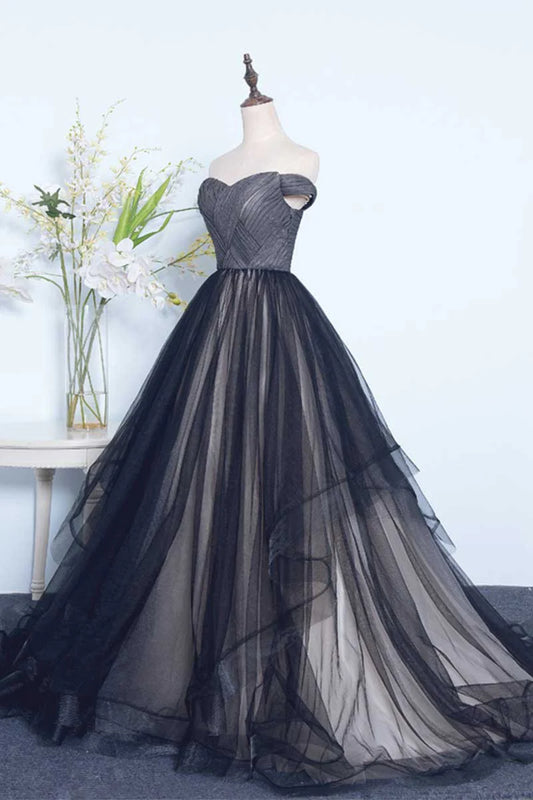 schulterfreies langes Ballkleid aus Tüll