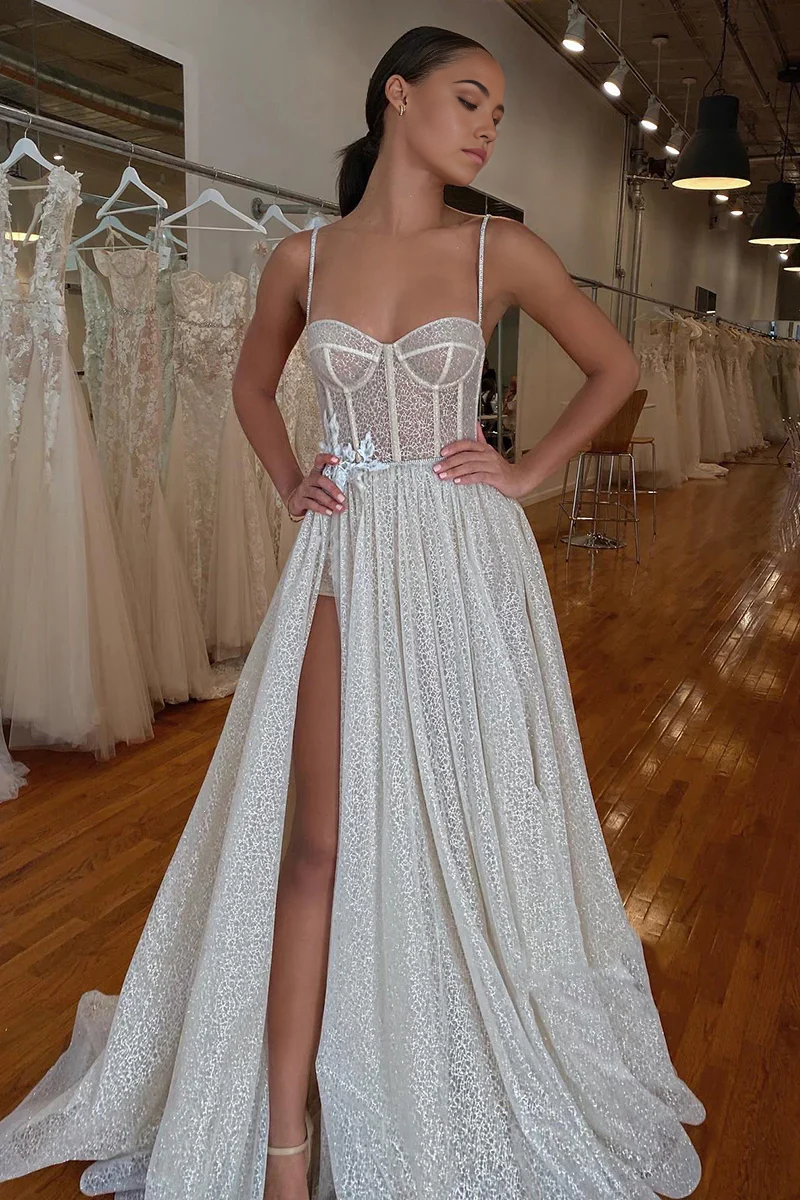 Vestido de novia brillante con apliques de encaje y tirantes finos en forma de A