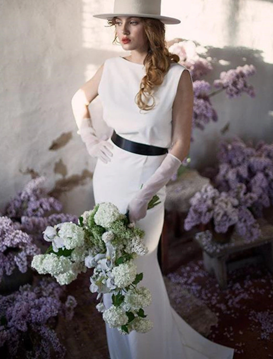 Reception Open Back Casual Wedding Dresses Sheath / Column Scoop Neck Sleeveless Sweep / Brush Train Satin Bridal Gowns With Solid Color