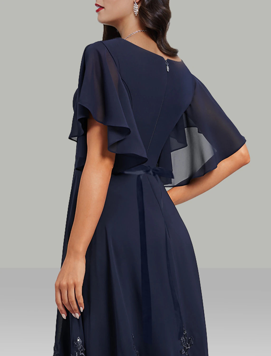 Vestido elegante de corte A para invitada de boda, para cóctel, fiesta, largo hasta la rodilla, manga corta, escote en V, cinturón/faja de gasa con bordado de purpurina y diamantes de imitación.