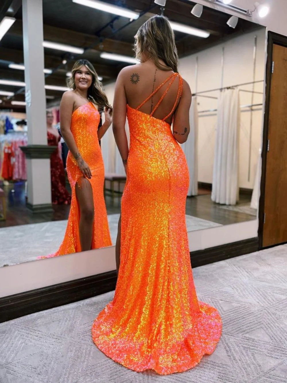 Vestido de fiesta de sirena con lentejuelas y borlas, de un solo hombro
