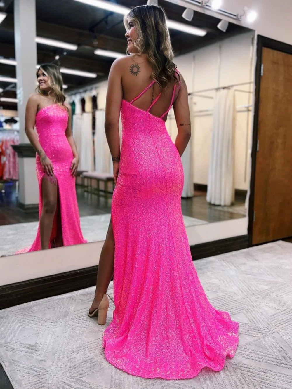 Vestido de fiesta de sirena con lentejuelas y borlas, de un solo hombro