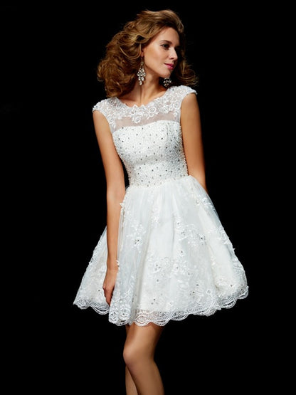 Vestidos de fiesta de tul con apliques, corte princesa, escote en V y mangas cortas