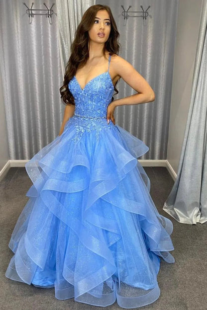Vestido de fiesta largo azul con tirantes finos, corte princesa, corte A y apliques
