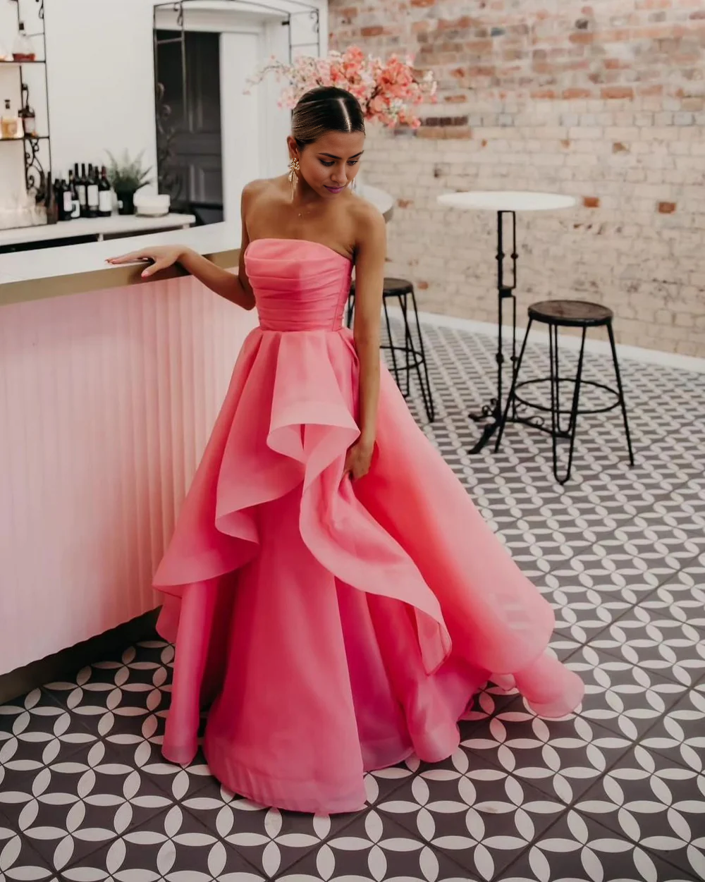 Vestido de fiesta de organza sin tirantes de corte A