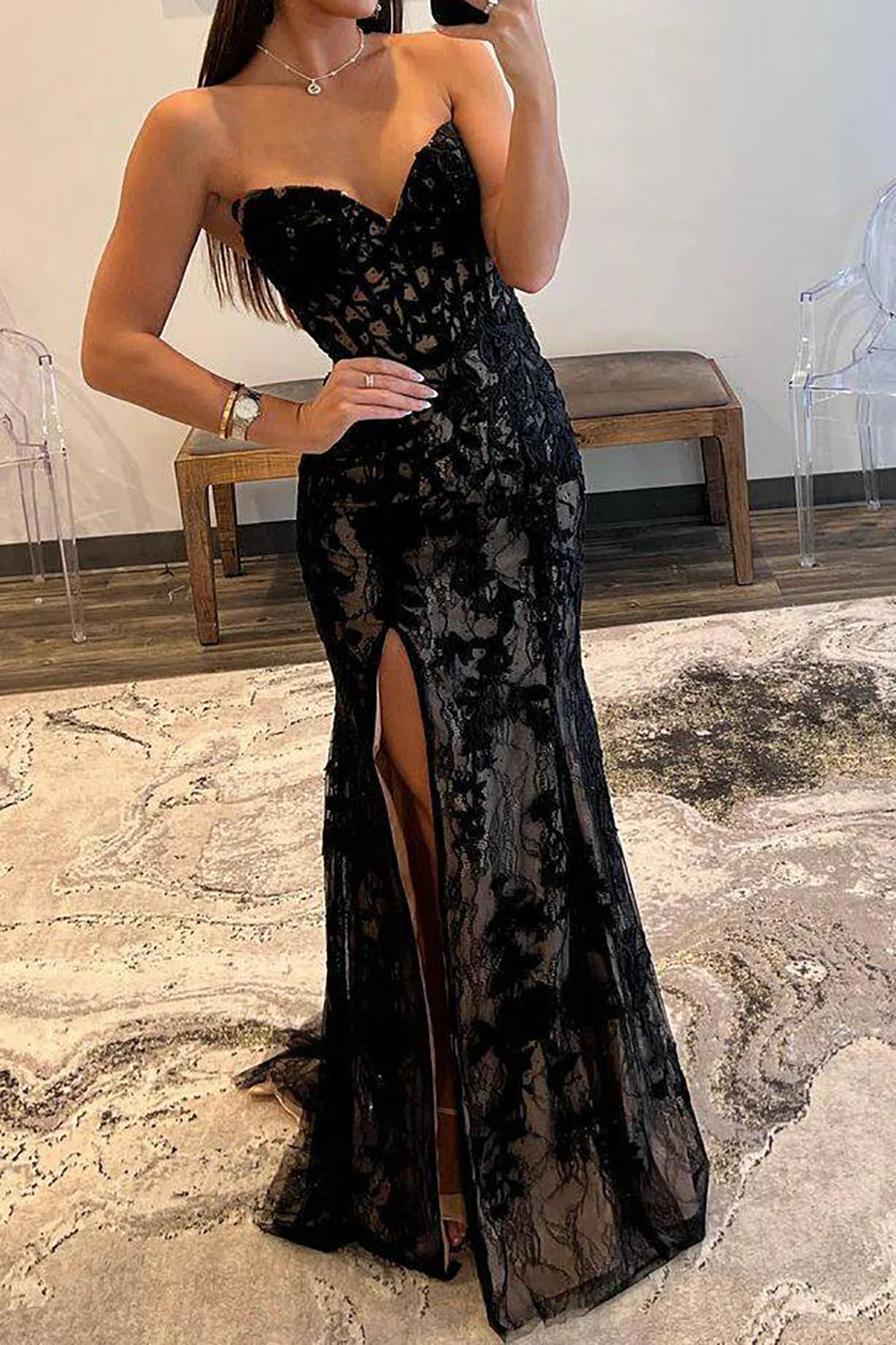 Vestido de fiesta de sirena con corsé negro y apliques