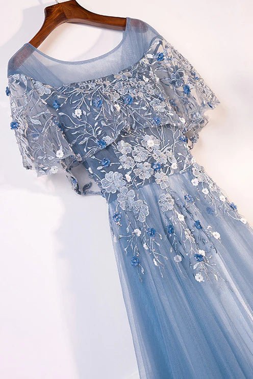 Vestido de fiesta largo de tul con cuello redondo y encaje