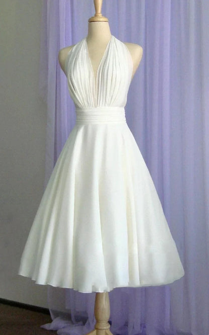 Vestido de novia de gasa con cuello de té