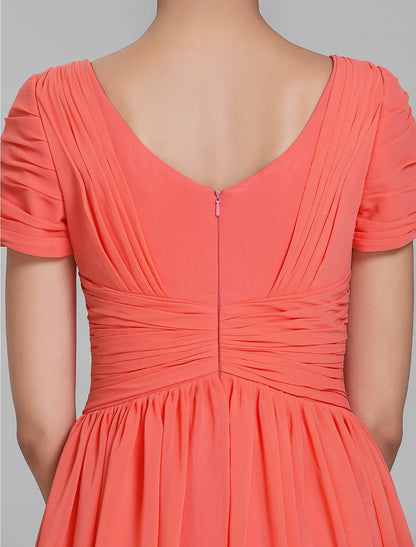 Vestido de dama de honor con corte tubo/columna, escote en V, manga corta, inspiración vintage, largo hasta la rodilla, de gasa con fruncido/drapeado.