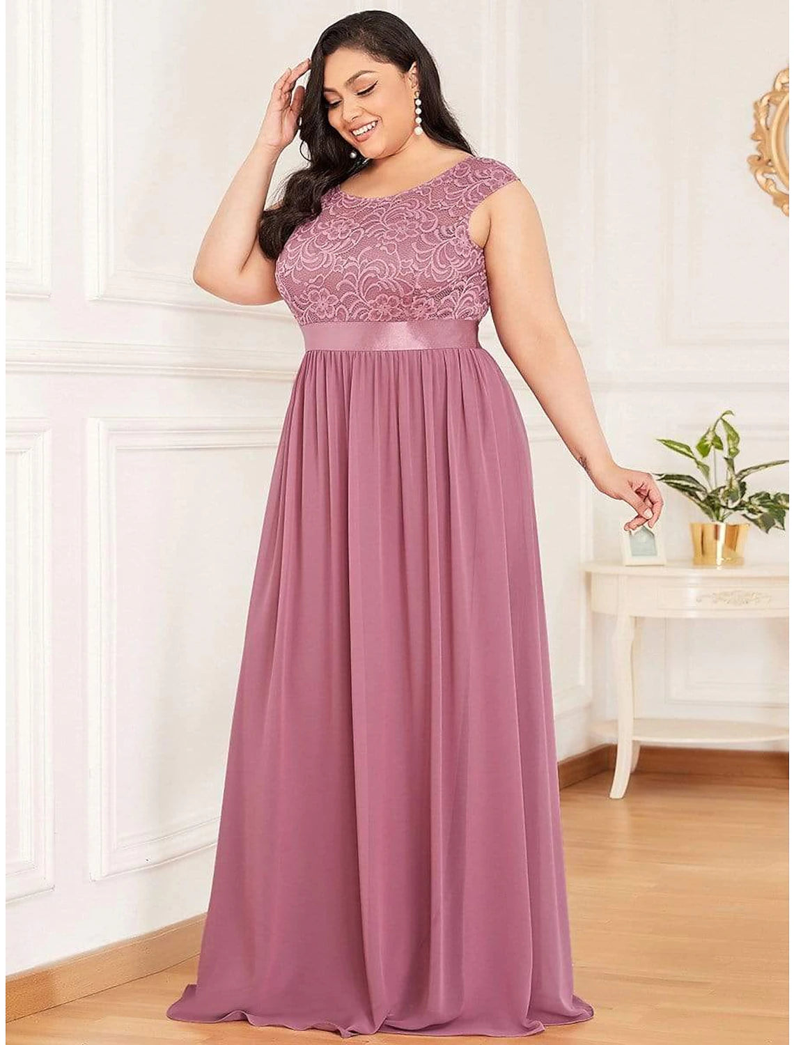 A-Line Evening Gown Empire Dress Party Wear Floor Length Short Sleeve Jewel Neck Chiffon with Embroidery