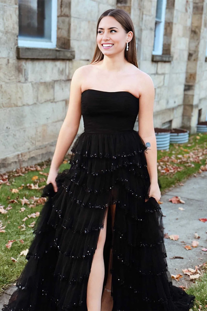 Trägerloses A-Linien-Ballkleid aus mehrlagigem Tüll mit Pailletten