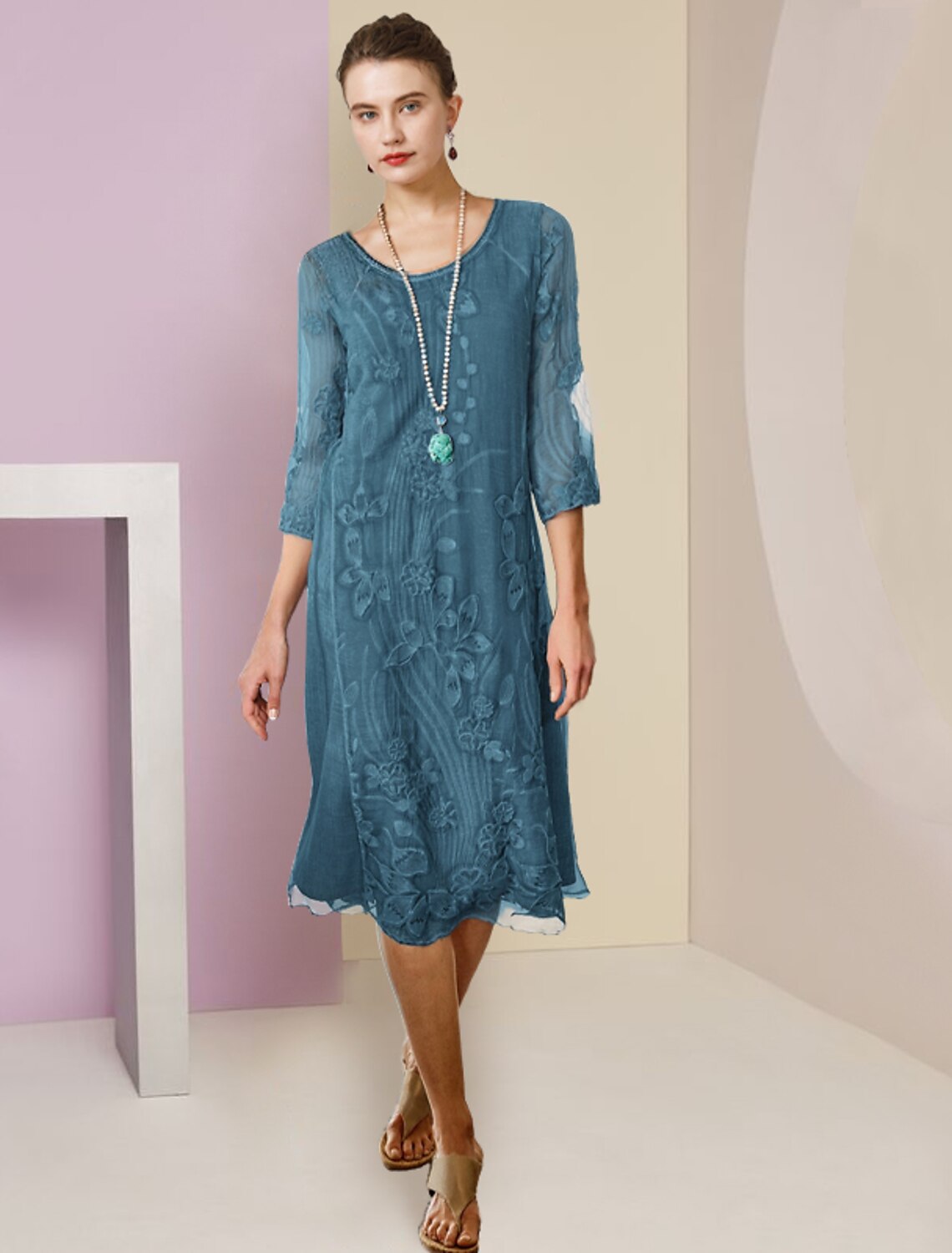 Vestido de dos piezas tipo tubo para madre de la novia, elegante, con escote redondo, largo hasta la rodilla, de gasa, con encaje, manga media, chaqueta y apliques.