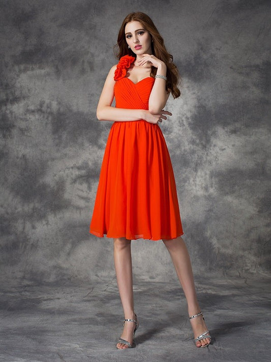 A-line/Princess One-Shoulder Hand-Made Flower Sleeveless Short Chiffon Dresses