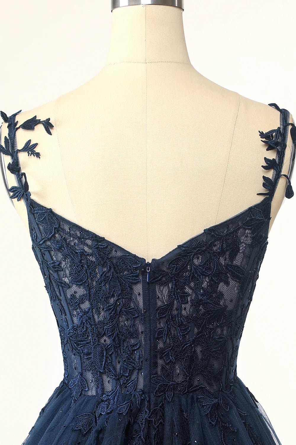 Spaghetti Straps Short Homecoming Dress with Appliques