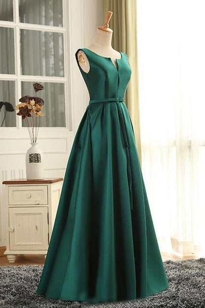 Vestido de fiesta largo de satén con escote redondo