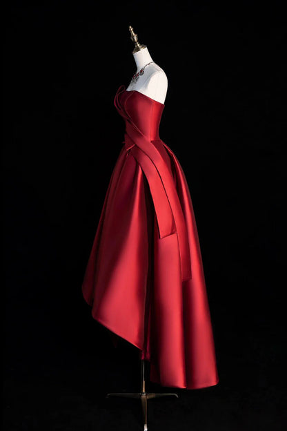 Vestidos de noche cortos de satén con corte A, sin tirantes, corte alto y bajo