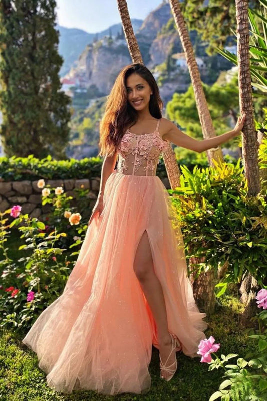 Neu eingetroffenes A-Linien-Ballkleid mit schulterfreiem Rosa und Applikationen