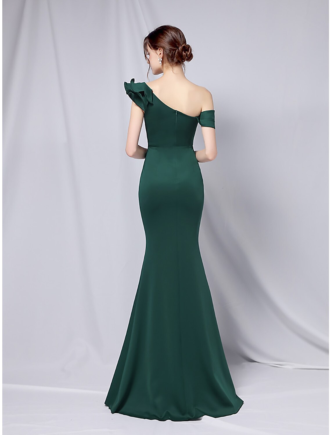 Mermaid / Trumpet Evening Gown Empire Dress Wedding Guest Floor Length Short Sleeve One Shoulder Stretch Satin with Ruffles