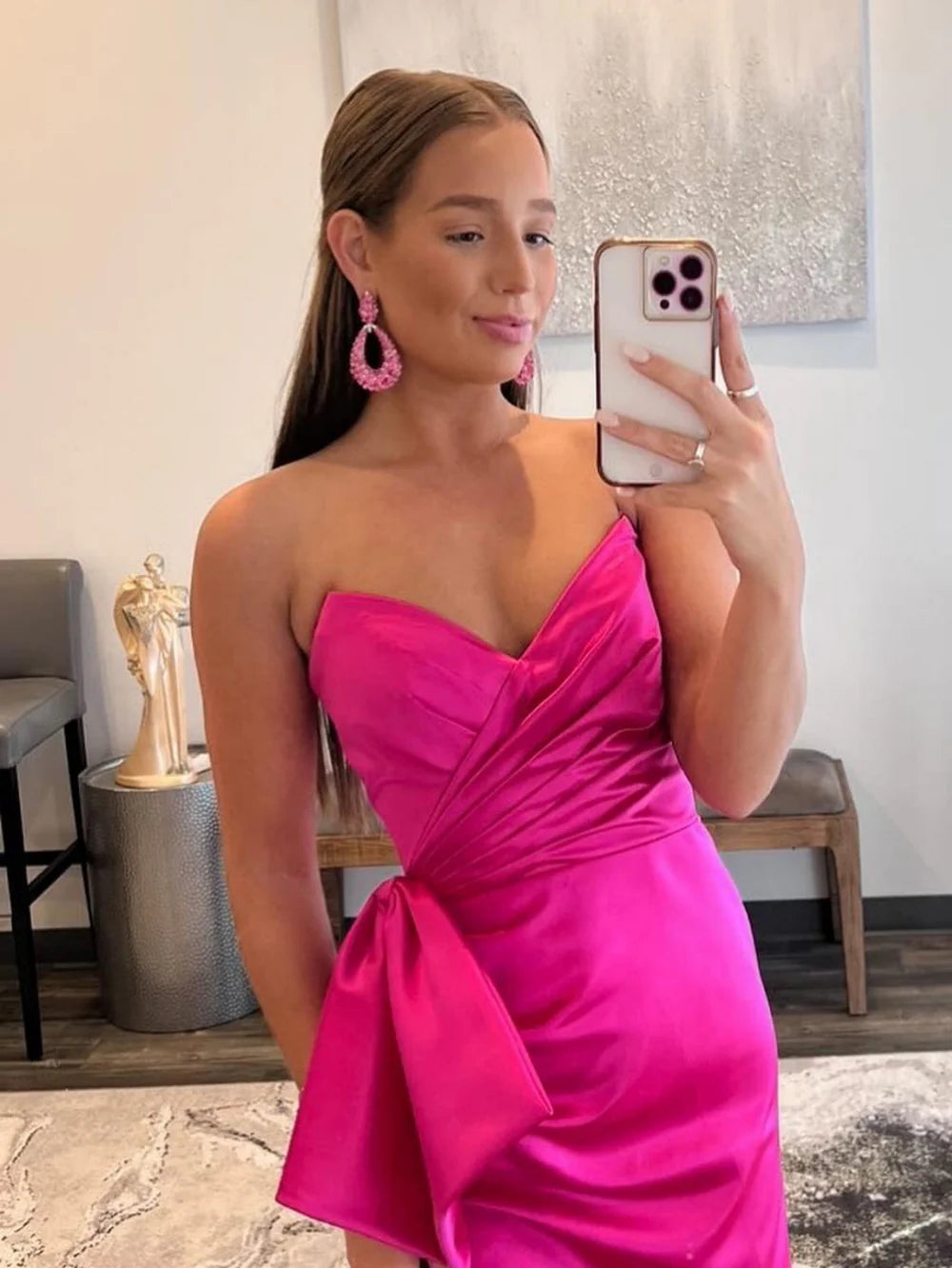 Vestido de fiesta largo de satén sin tirantes de sirena con pajarita