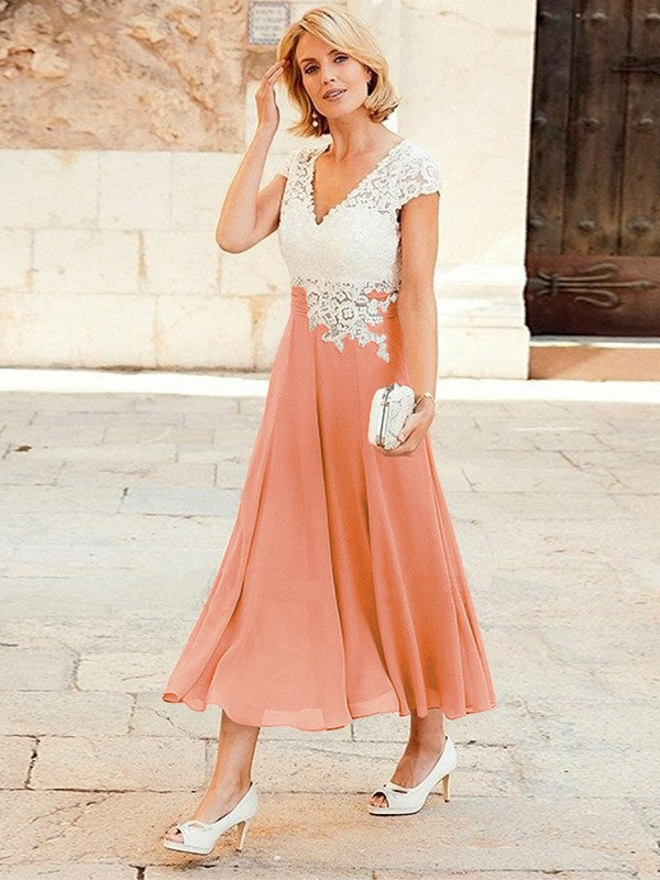 A-Line/Princess Chiffon Applique V-neck Short Sleeves Tea-Length Mother of the Bride Dresses